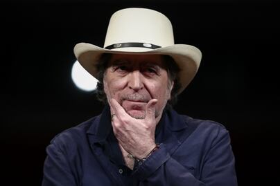 Disco de Joaquín Sabina "19 días y 500 noches" cumple 25 años