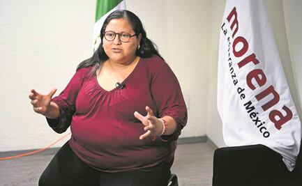 Arropan a su corcholata