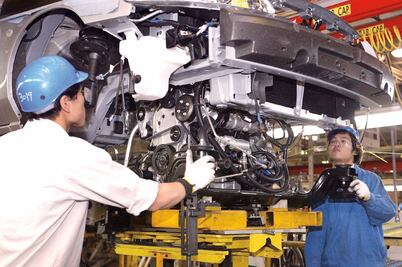 Industria automotriz ante cambios al TLCAN