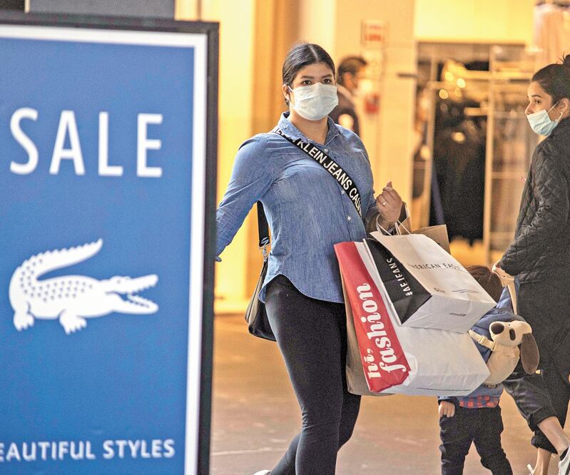 Lo que más se vende en el Buen Fin es ropa, señalan. ARCHIVO EL UNIVERSAL