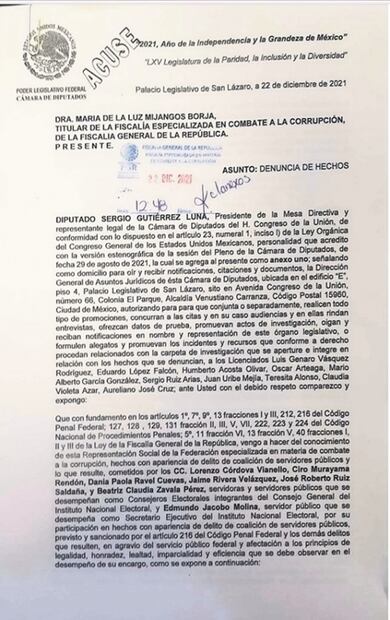 Denuncian a seis consejeros del INE ante la FGR