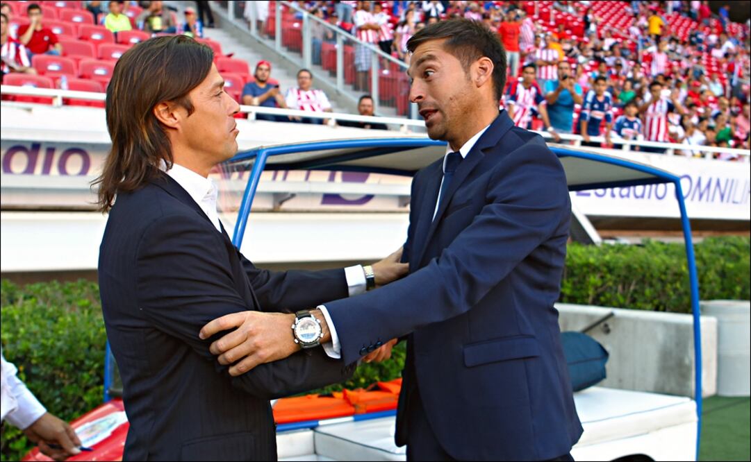 Matías Almeyda y Diego Alonso. Foto: Imago 7