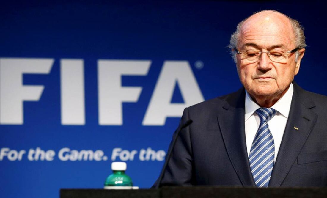Blatter este martes dimitió a la presidencia de la FIFA