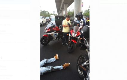 Miguel Herrera se ve envuelto en accidente vehicular en Periférico