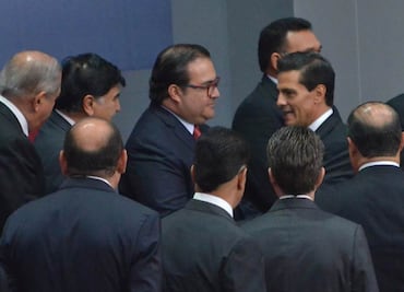 Acompaña Javier Duarte a Peña Nieto en su Tercer Informe