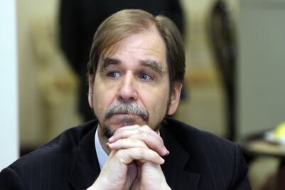 Agustín Basave pide licencia como diputado federal