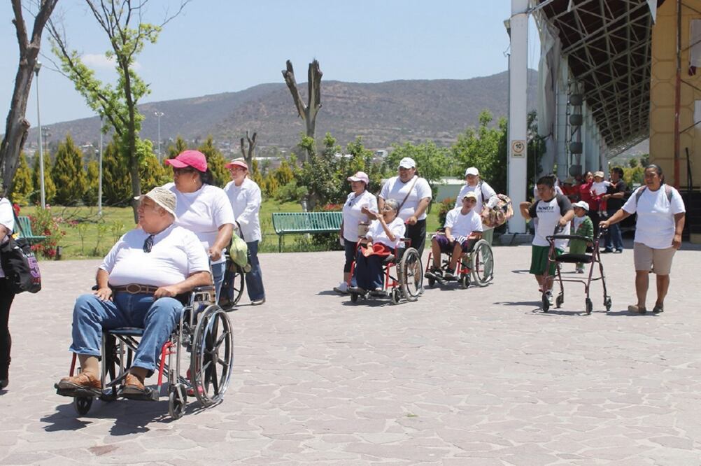La SCJN dice que privar de los servicios a un discapacitado tiene un impacto negativo mayor al que tendría con cualquier persona (ARCHIVO EL UNIVERSAL)