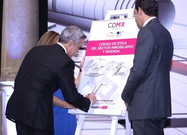 CDMX y autoridades inmobiliarias firman Código de Ética