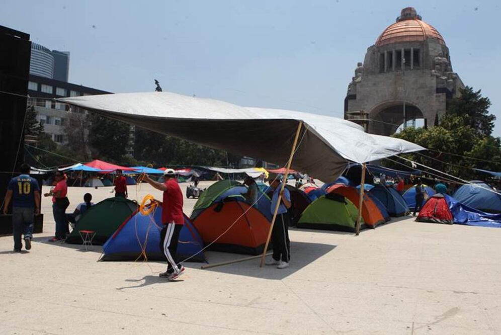 CNTE se retira de Segob; regresa a Monumento