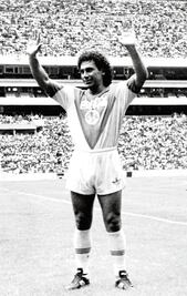 Hugo dejó América por ser maltratado