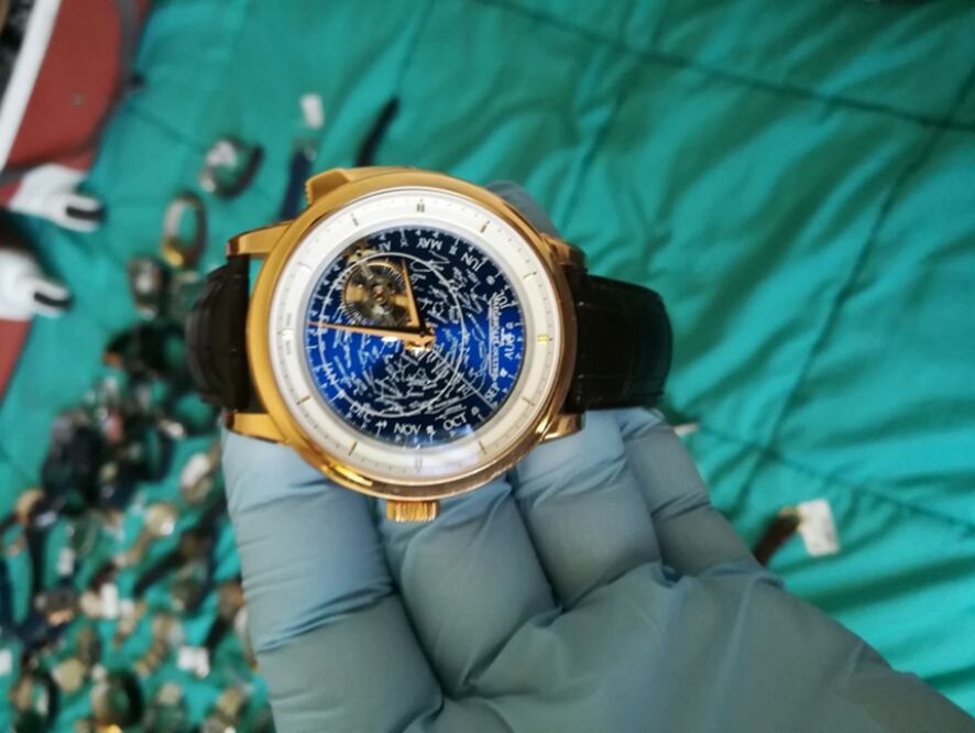 Jewelry recover by the authorities of Urugay - Taken from Twitter account @MI_UNICOM