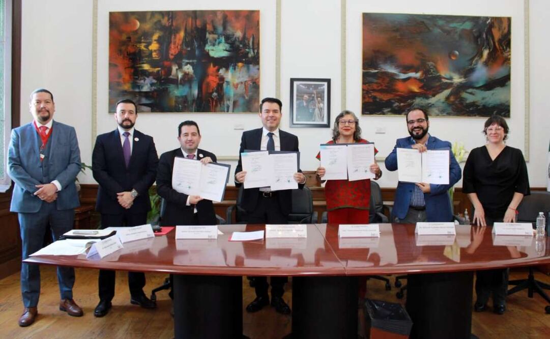 Comisión Nacional de Búsqueda y RENAPO acuerdan validar información en base de datos. Foto: Especial