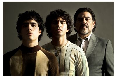 Maradona en serie estilo Luis Miguel