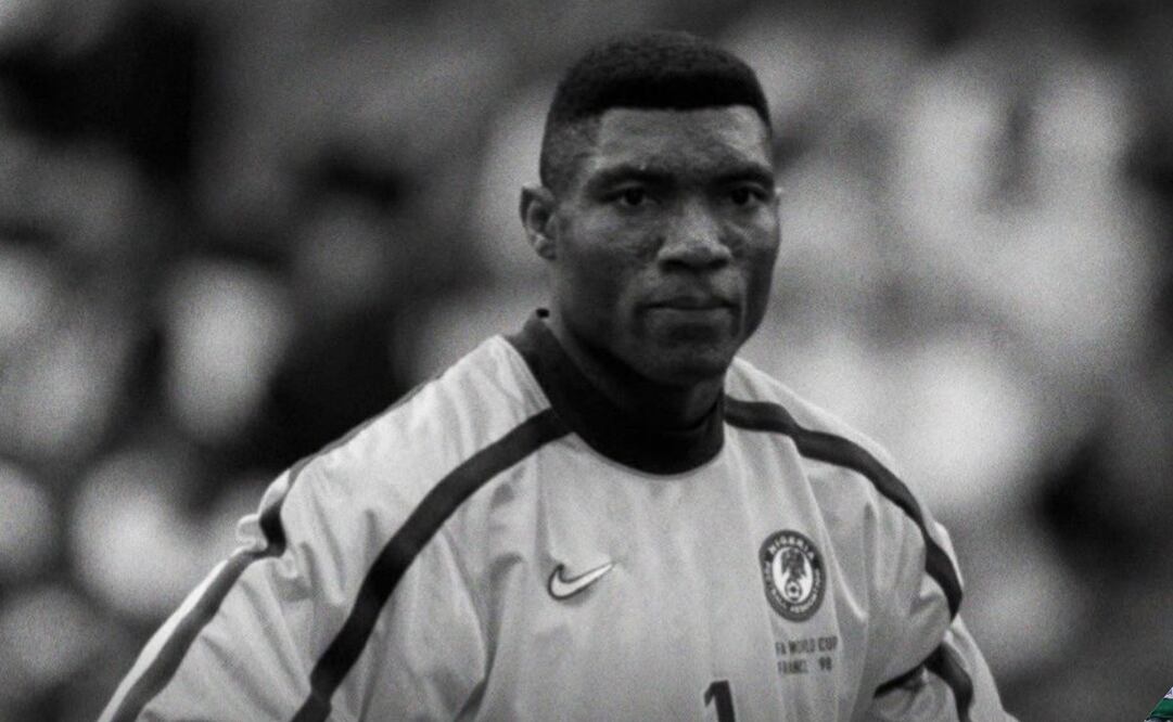 FOTO: ESPECIAL - Muere Peter Rufai, el portero que no quiso reinar
