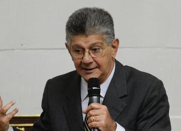 Opositores venezolanos informan que se reunieron con enviado del Papa