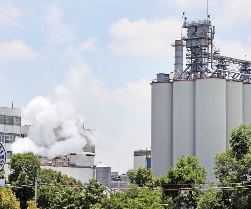 No se busca dejar sin permiso a empresas, dijo el Presidente. Foto: Archivo EL UNIVERSAL
