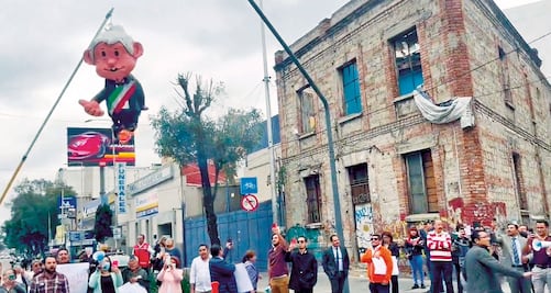 Defienden al Poder Judicial con paro… y piñata de AMLO 