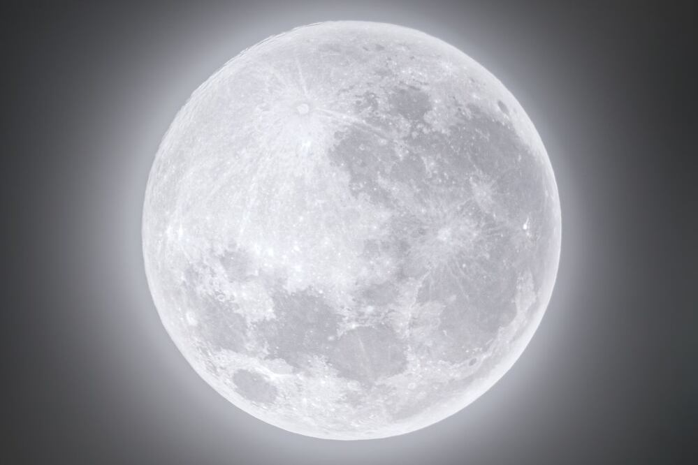 Así se vio la Luna de Esturión 2025 en México. (Foto: DeDinero)