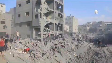 Fuerzas israelíes atacan campos de refugiados palestinos en centro de Gaza