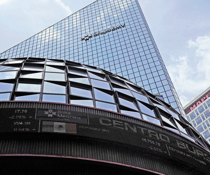 La Bolsa Mexicana de Valores es el centro bursátil que más ha subido este año por encima de sus similares en Norteamérica y Latinoamérica. Foto: ARCHIVO EL UNIVERSAL