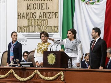 Brugada llama a una revolución pacífica de las mujeres