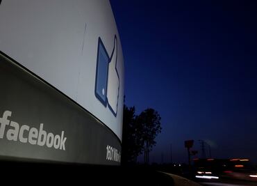 Irlanda abre investigación por hackeo a 50 millones de cuentas de Facebook