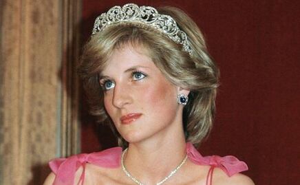 Conoce a la doble de Lady Di que es furor en las redes sociales