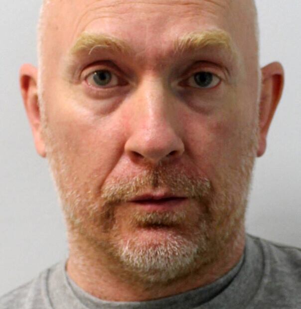 Wayne Couzens, policía británico arrestado por rapto, violación y asesinato cometidos en 2021. Foto: AFP / Policía Metropolitana de Londres