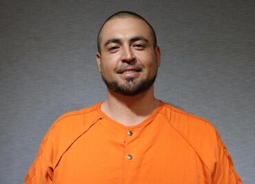 Acusan a joven de 14 años de asesinar a tres en una gasolinera en Texas