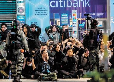 Hong Kong: detienen a 400 en protesta