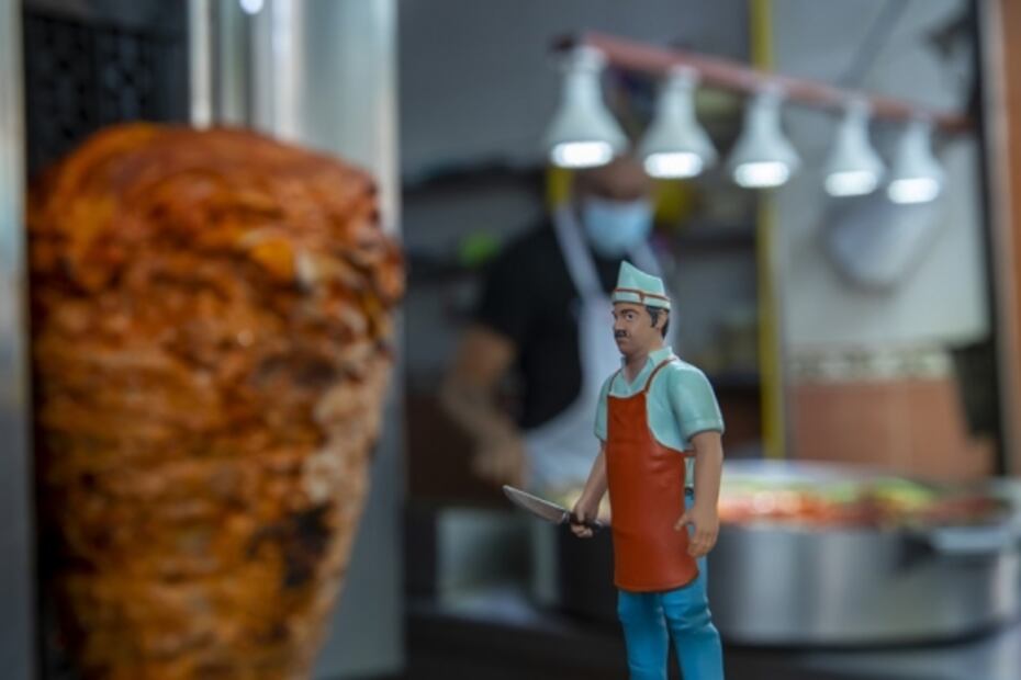 Amantes de los taquitos al pastor: el taquero está inmortalizado en un muñeco coleccionable