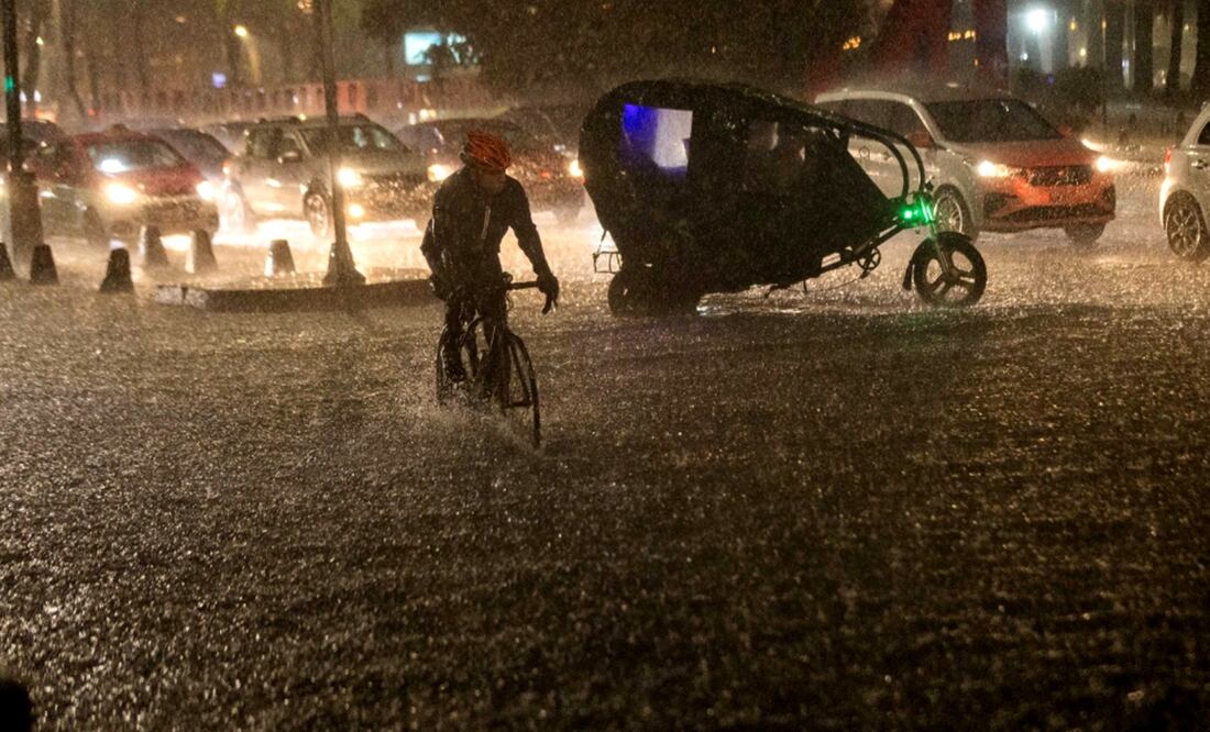 Activan doble alerta por intensificación de lluvias y posible caída de granizo. Foto: Germán Espinosa/EL UNIVERSAL