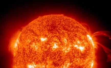 Es fundamental vigilar la actividad solar que afecta a sectores estratégicos en el planeta 