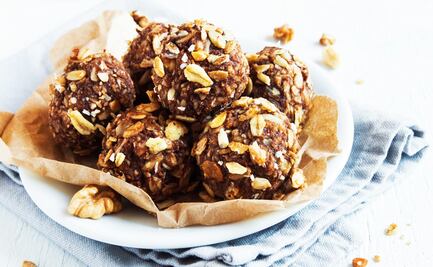 Prepara un postre saludable con crema de cacahuate