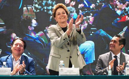 Dilma Roussef se reúne con diputados de Morena, PT, y PVEM; recomienda mantener mayoría para evitar “golpes de Estado”