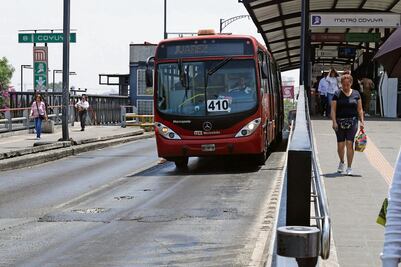 Fracturas, problema de carriles exclusivos del Metrobús