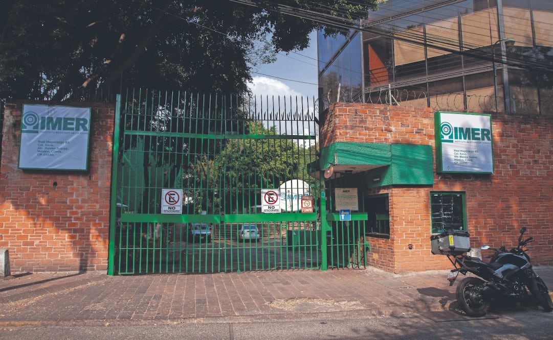 Otras salidas en el último año en el IMER son: La ópera en el tiempo, El Andamio, Letras y voces de la Academia Mexicana de la Lengua y Quién es quién en la historia de la música. Foto: de Santiago Reyes. El Universal