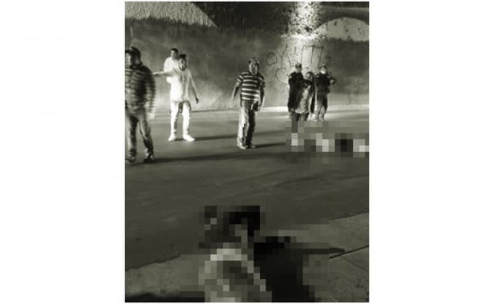 Camioneta embiste a motociclistas y pierden extremidades en M. Contreras