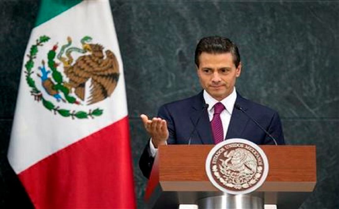 Last year Peña Nieto was delivering on his main pledge, which was to reduce Mexico's drug-war-era violence. (Photo: AP)