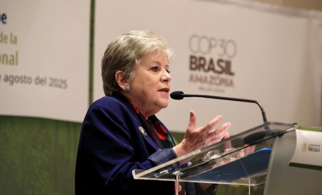 Alicia Bárcena y ministros de 22 países firman en CDMX declaración para una transición climática justa rumbo a la COP30 este martes 26 de agosto de 2025. Foto: Especial