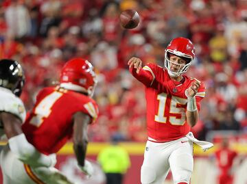 Los Chiefs de Kansas City derrotan a los Ravens de Baltimore en un dramático arranque de temporada
