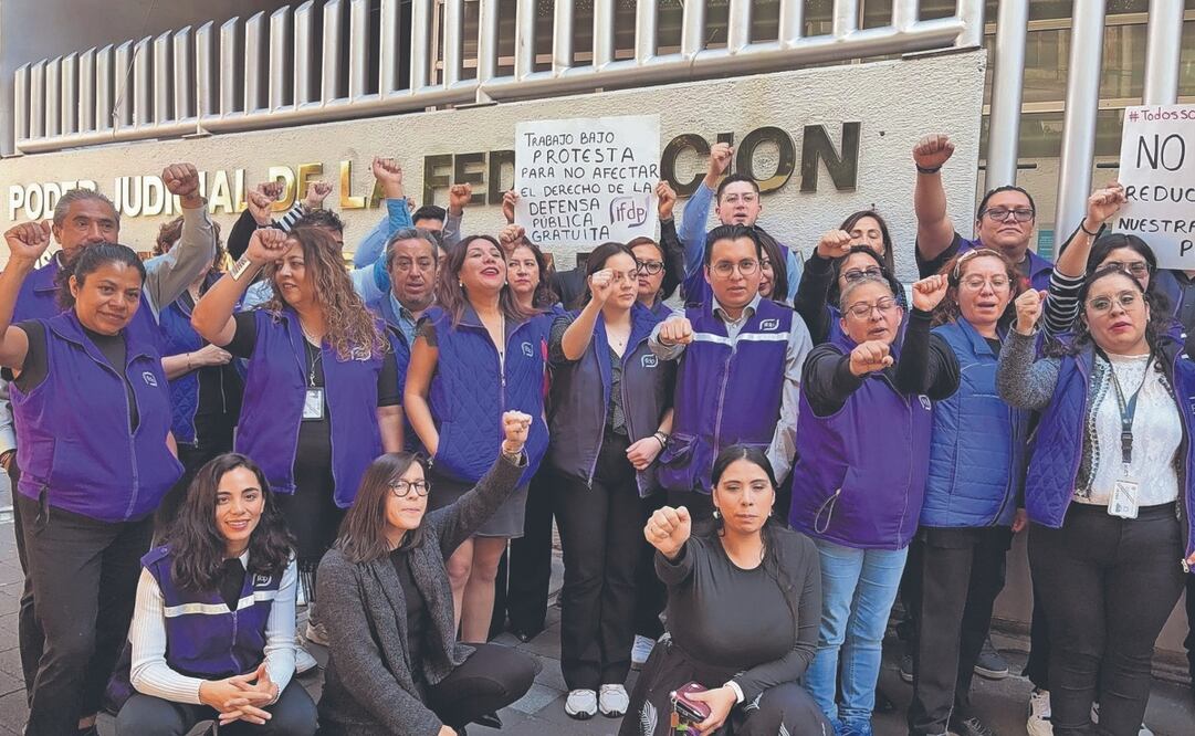Trabajadores del Instituto Federal de Defensoría Pública protestaron a nivel nacional y en la capital del país. Foto: de SHARON MERCADO. EL UNIVERSAL