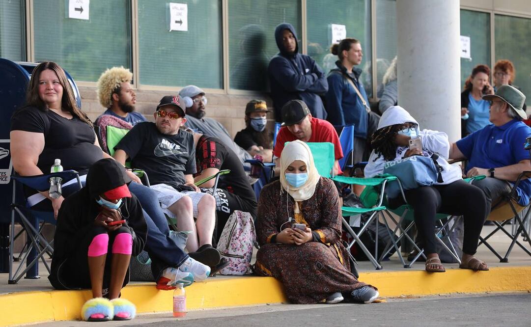 El informe mensual de desempleo, publicado la semana pasada, señala que la economía añadió 7.5 millones de empleos en mayo y junio  (Foto: AFP)
