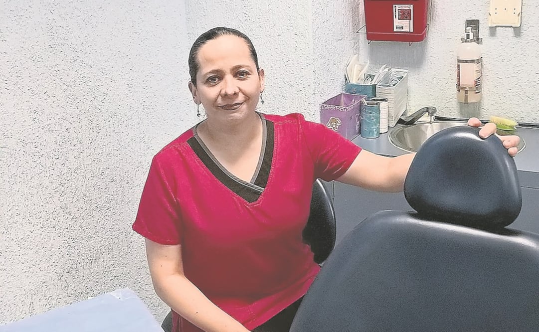 Norma Moreno Villanueva, cirujana maxilofacial del Hospital Infantil de México Federico Gómez, señala la importancia de estar atentos a cualquier signo de infección que puedan presentar los niños. (SSA)