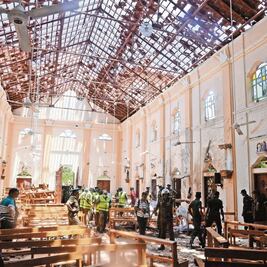 Sri Lanka vive Pascua sangrienta con ocho ataques