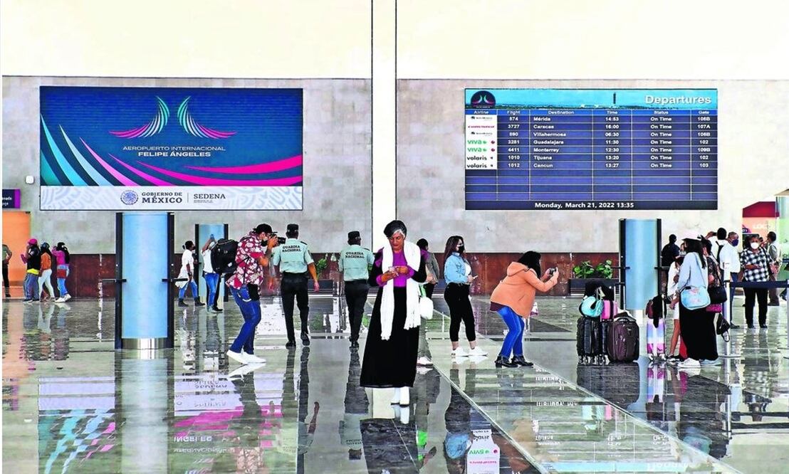 Ante los riesgos por la sobresaturación de operaciones del AICM, el presidente Andrés Manuel López Obrador pidió a las aerolíneas trasladar operaciones al AIFA. Foto: archivo/EL UNIVERSAL