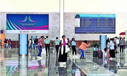 AMLO pide a aerolíneas trasladar operaciones al AIFA por sobresaturación del AICM