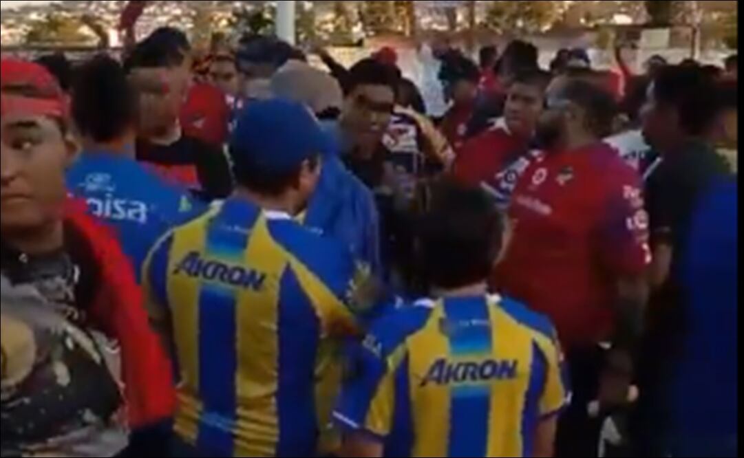 Las barras bravas de Irapuato y La Piedad dan ejemplo de paz en el futbol mexicano / Foto: Especiales