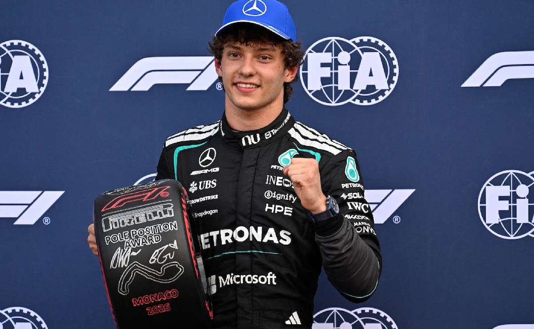 Kimi Antonelli toma la pole en Mónaco / Foto: AP