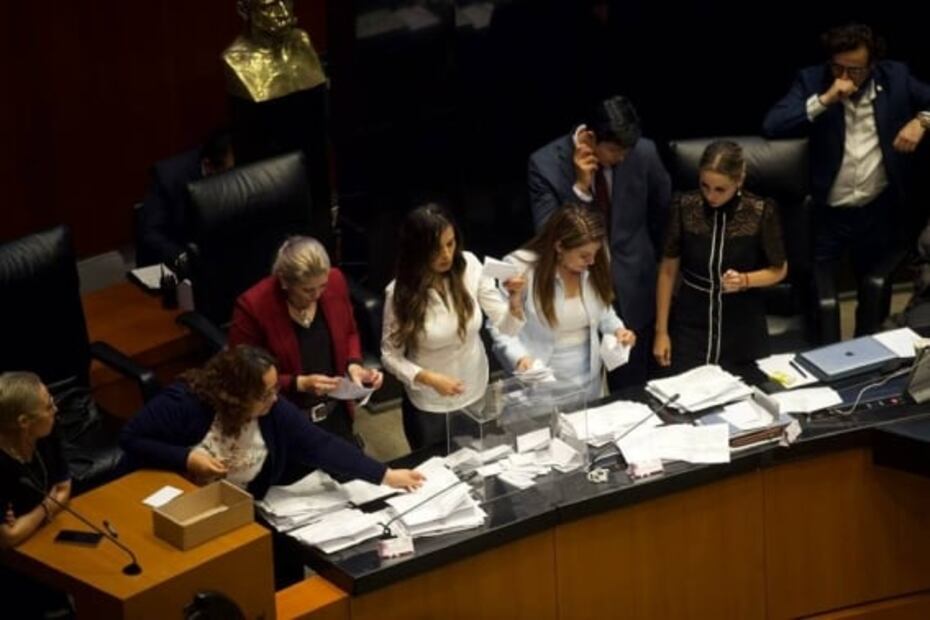 Monreal se impone y Armenta preside el Senado